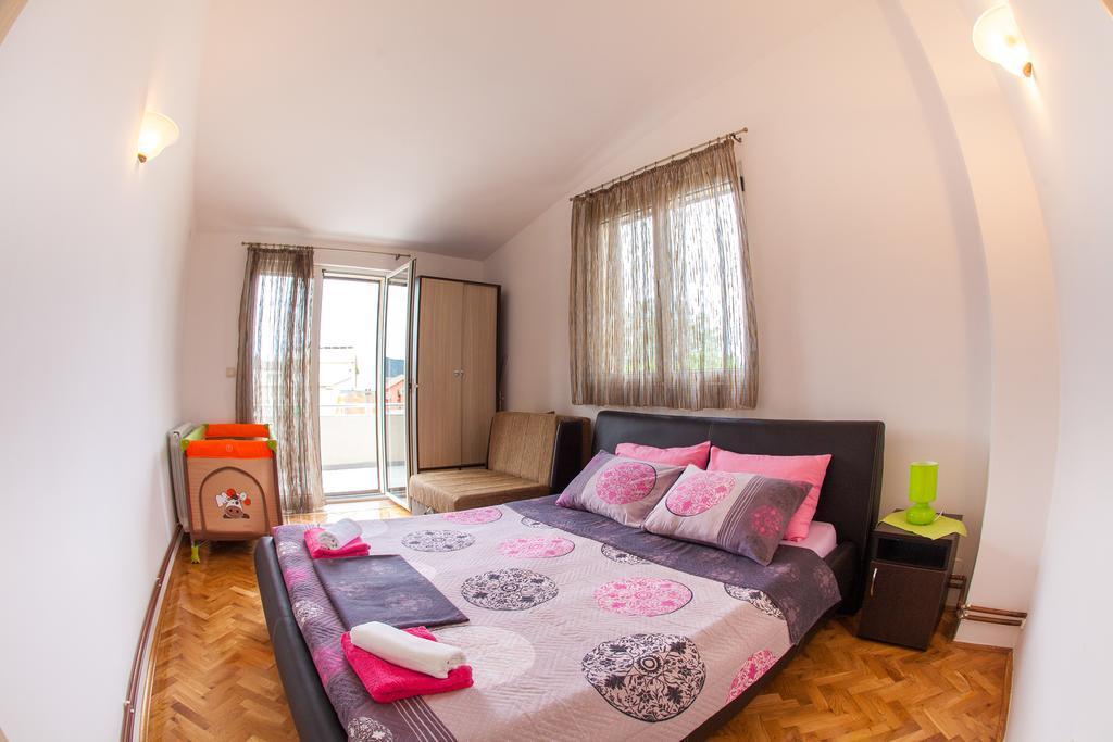 Apartments Vila Masha Petrovac Eksteriør bilde