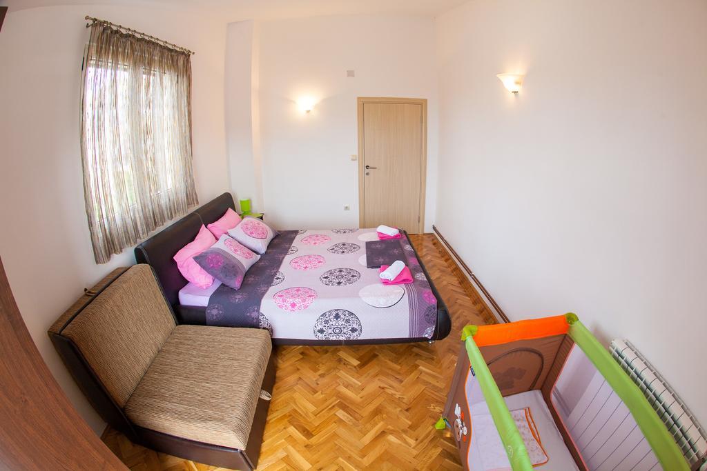 Apartments Vila Masha Petrovac Eksteriør bilde
