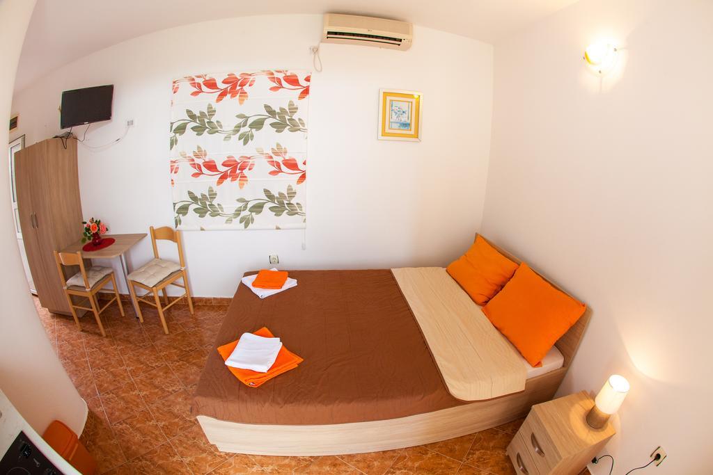 Apartments Vila Masha Petrovac Eksteriør bilde