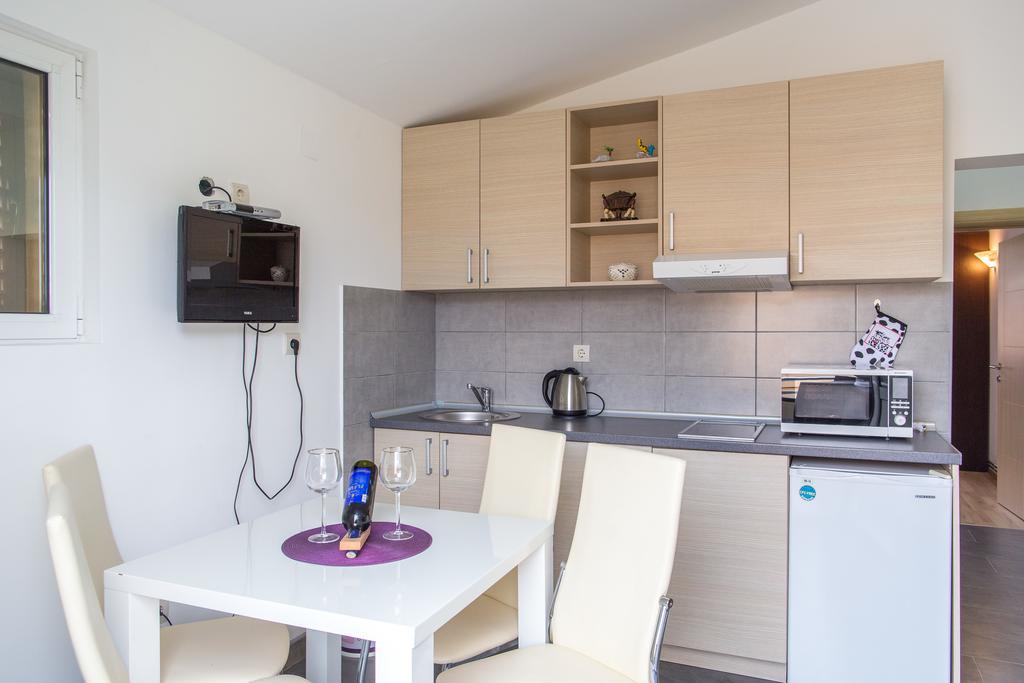 Apartments Vila Masha Petrovac Eksteriør bilde