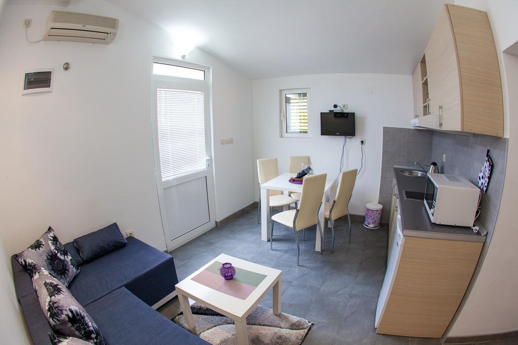 Apartments Vila Masha Petrovac Eksteriør bilde