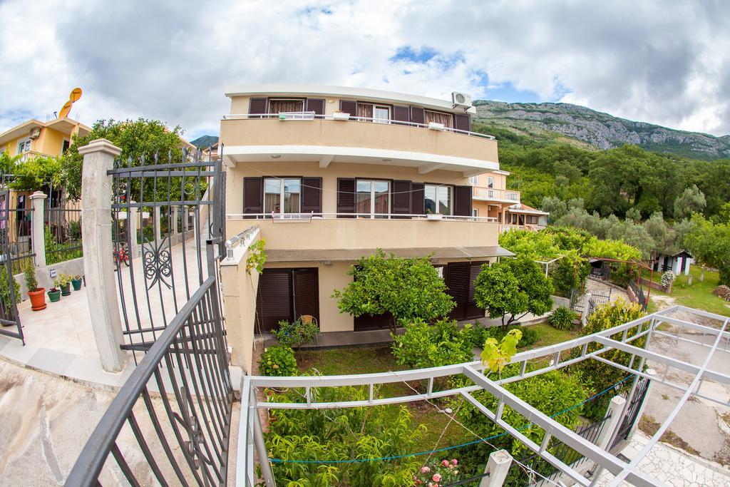 Apartments Vila Masha Petrovac Eksteriør bilde