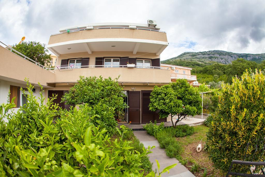 Apartments Vila Masha Petrovac Eksteriør bilde